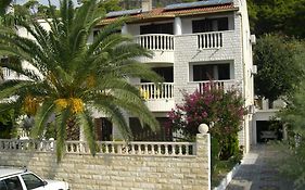 Studio Apartmani Topic